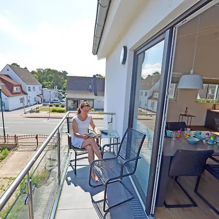 Aurellia Apartment